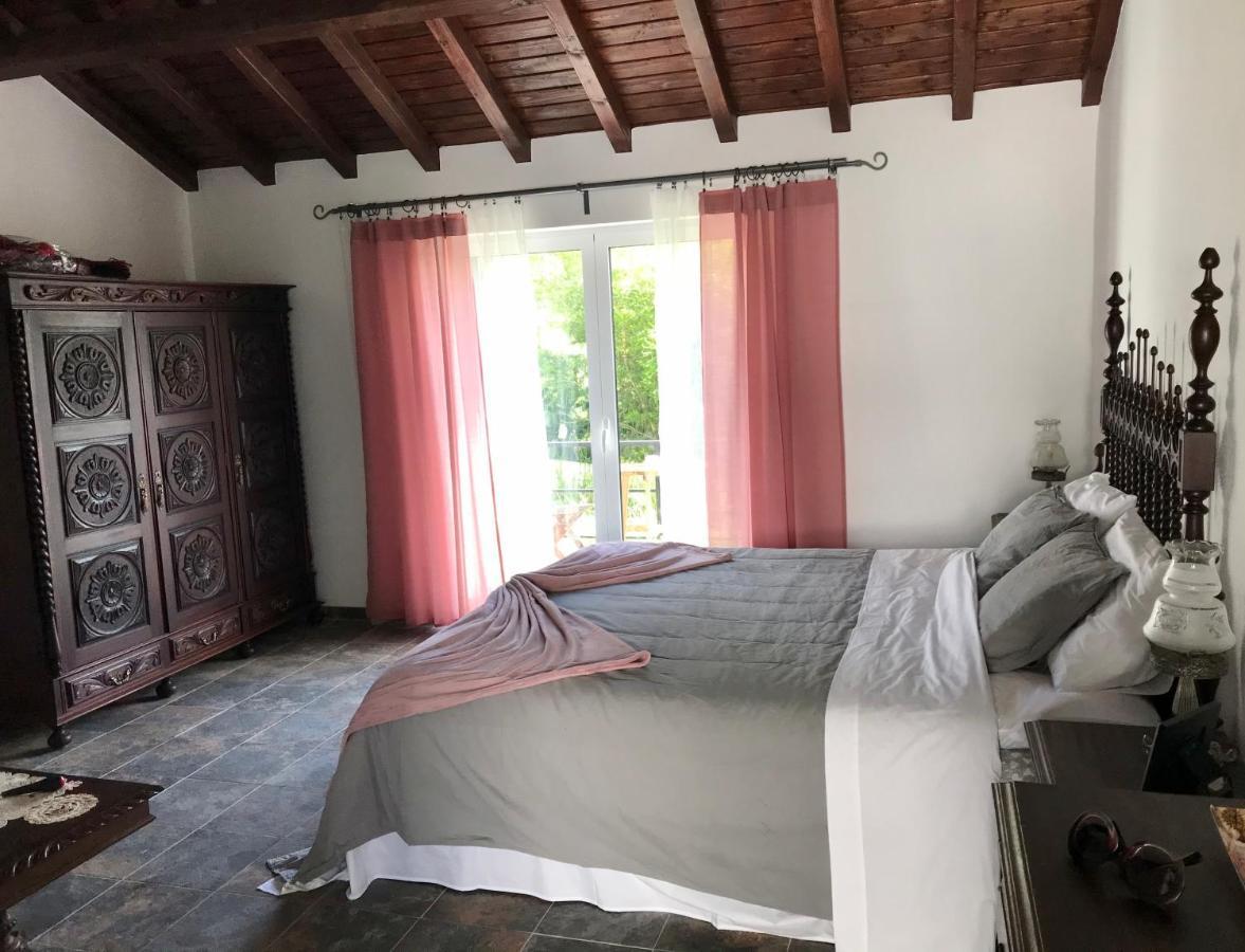 Ceu Sobre Montejunto Boutique B&B Cadaval Exteriör bild